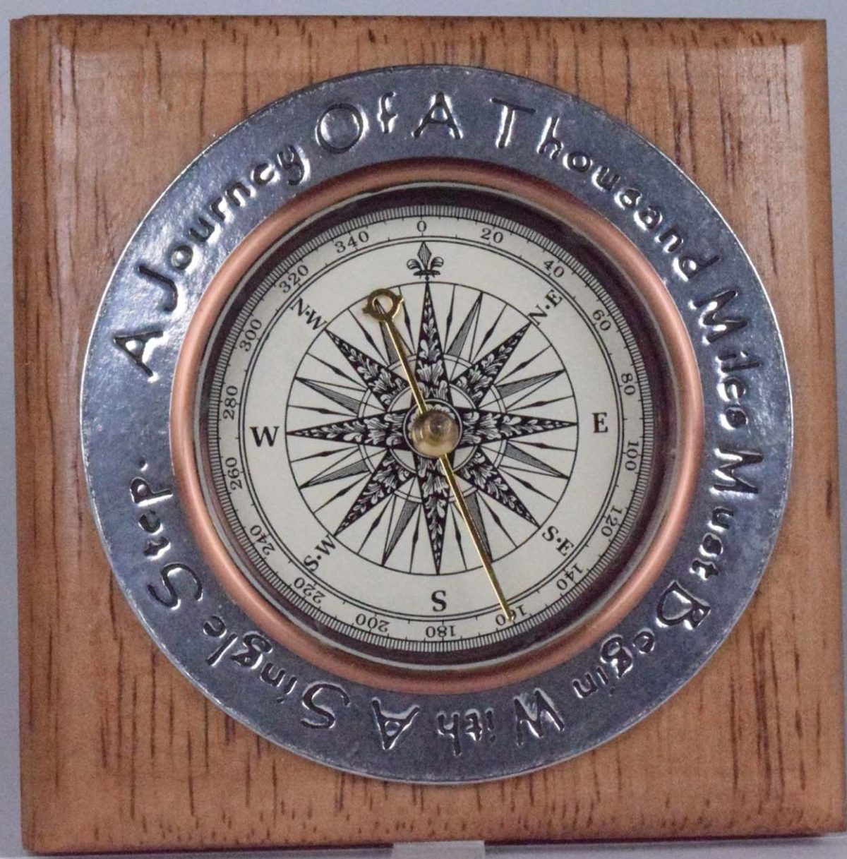 Christmas A THOUSAND MILE JOURNEY QUOTE ~ TRANSPARENT GLASS COMPASS MAGNETIC 